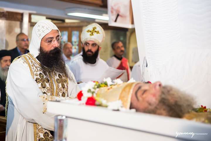 الانبا زوسيما يتحدث عن والدة القمص صرابامون عبدة في الذكرى السنوية الأولى